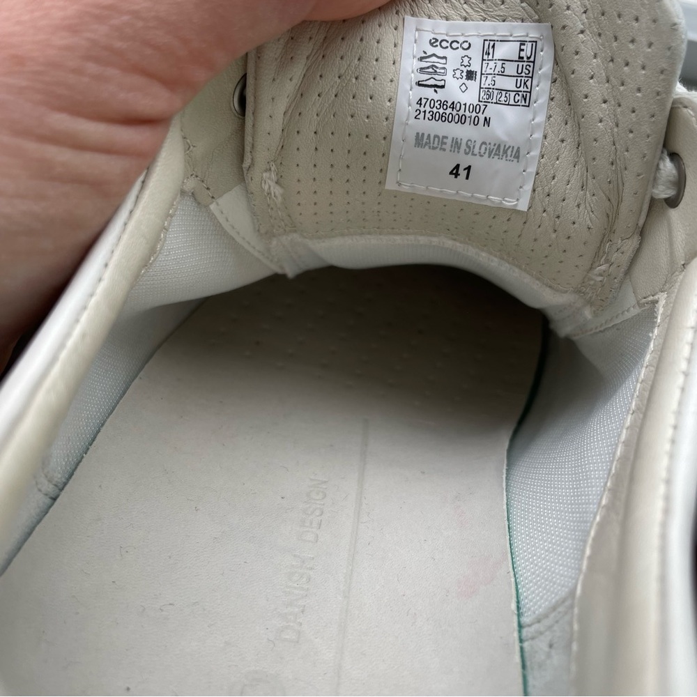 Classic Ecco White Men's Leather Sneakers - Picture 6 of 8